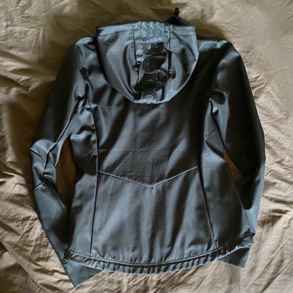 Bench Spring Jacket - Picture 2 of 4